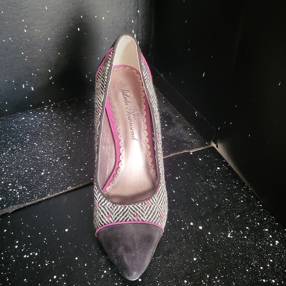 Lulu Townsend Black & White with Pink Highlights Heels (8) - Picture 5 of 8